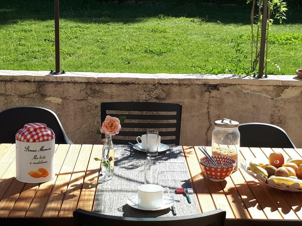 Au Chat Perche Mareil-sur-Mauldre 外观 照片